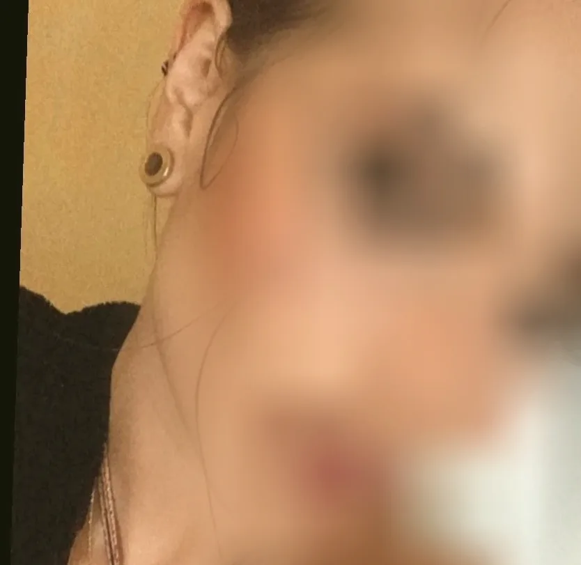 Melina, 31