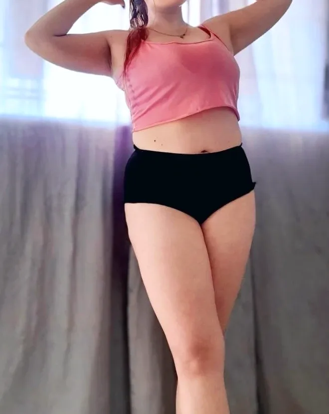 Michelle, 27