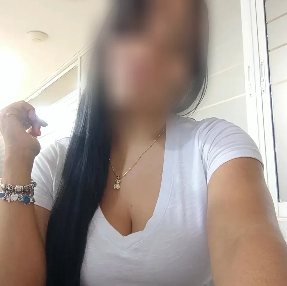 Ramona, 35